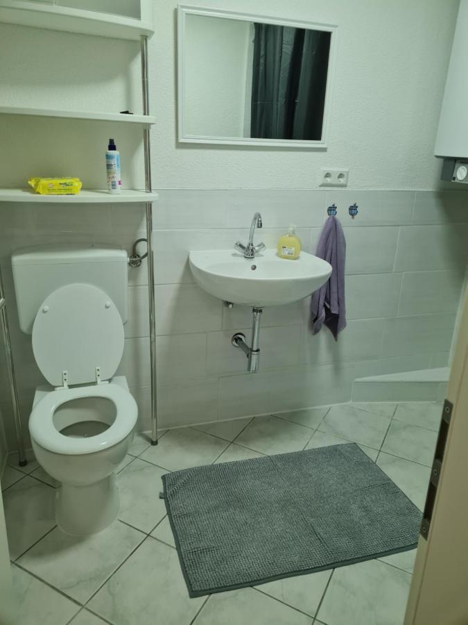 Hostel Haupt 3 Eningen unter Achalm Exteriér fotografie